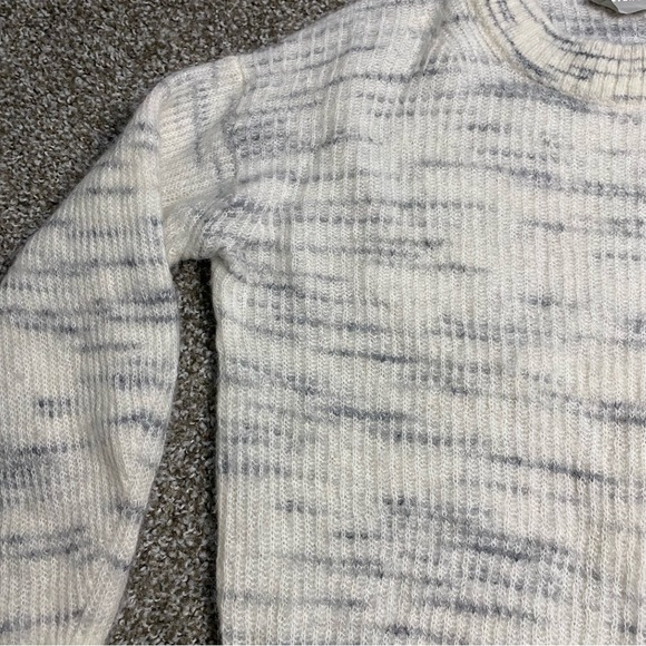 Everlane The Oversized Alpaca Crew - Picture 8 of 13